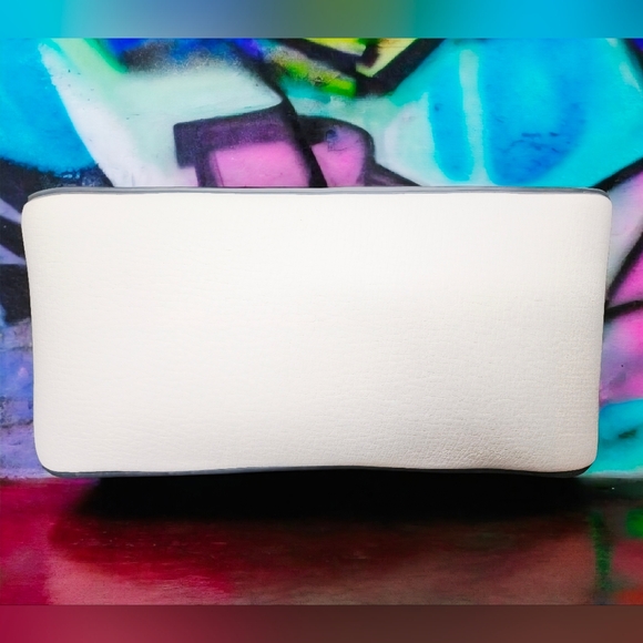 Karl Lagerfeld Multicolor Paris Simone Studded Leather Crossbody Bag NWOT - Picture 5 of 16